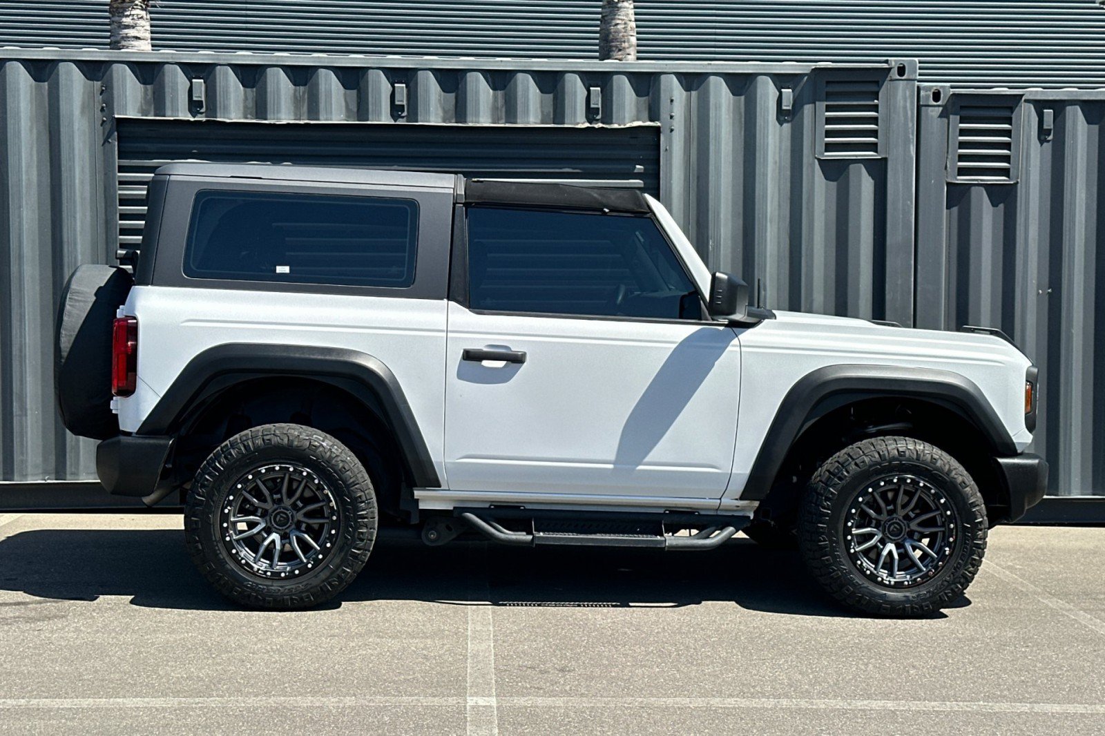 Used 2023 Ford Bronco 2-Door AWD/4WD image 9