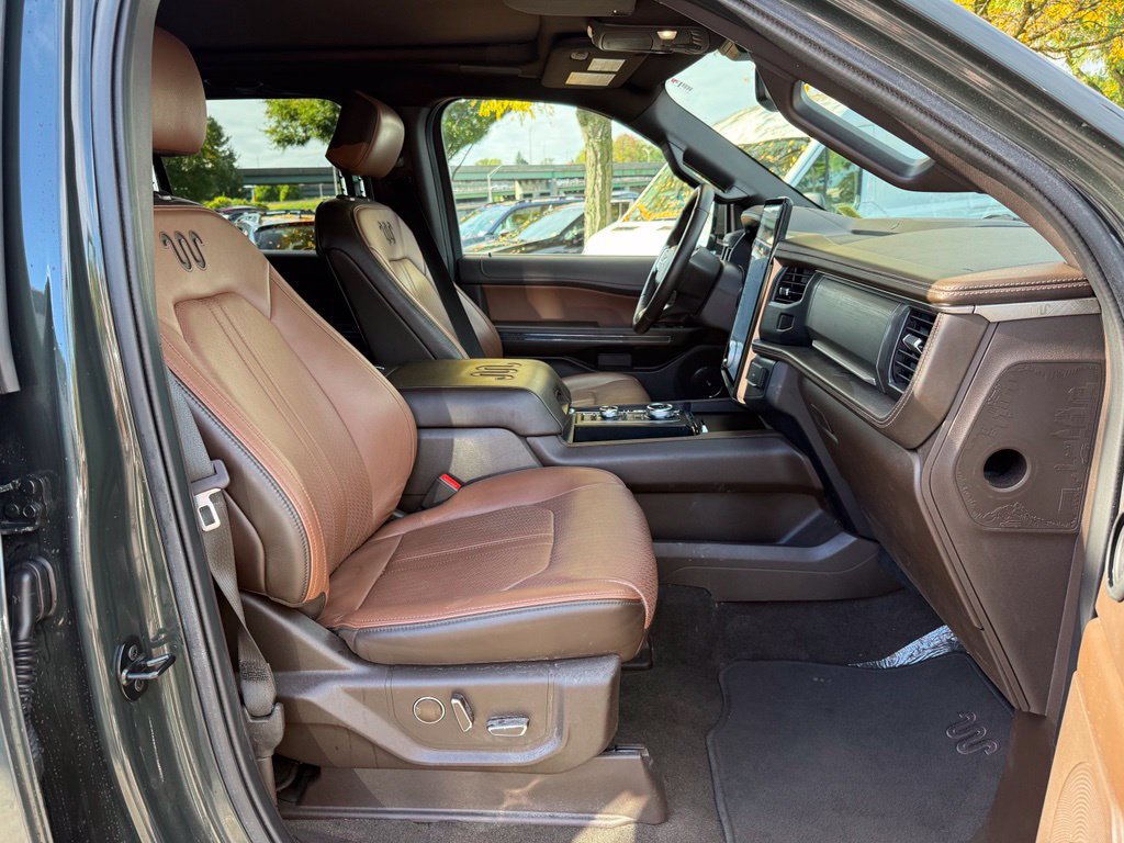 Used 2023 Ford Expedition Max King Ranch AWD/4WD image 35