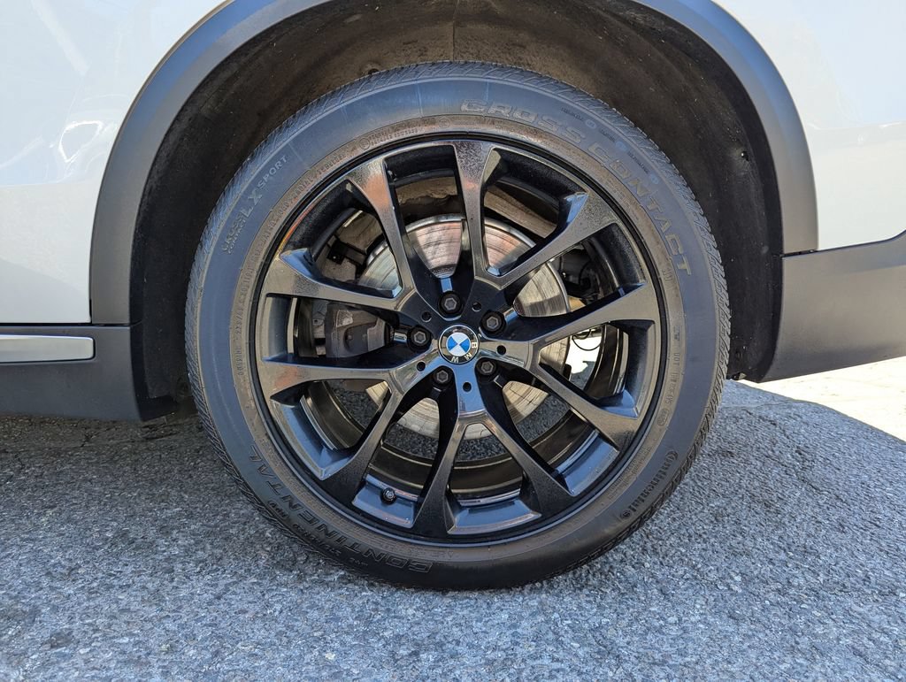 Used 2021 BMW X5 xDrive40i w/ Premium Package AWD/4WD image 52