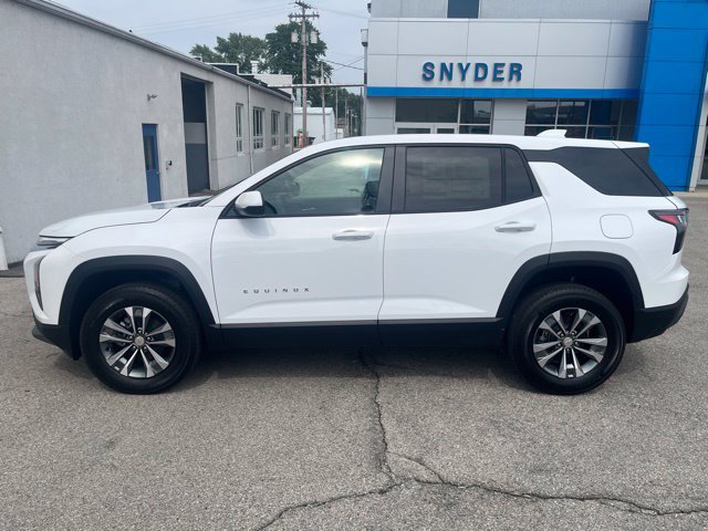 New 2027 Chevrolet Equinox LT w/ Convenience Package II FWD image 2