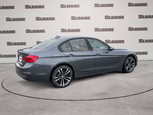 Used 2018 BMW 330i xDrive Sedan AWD/4WD image 4