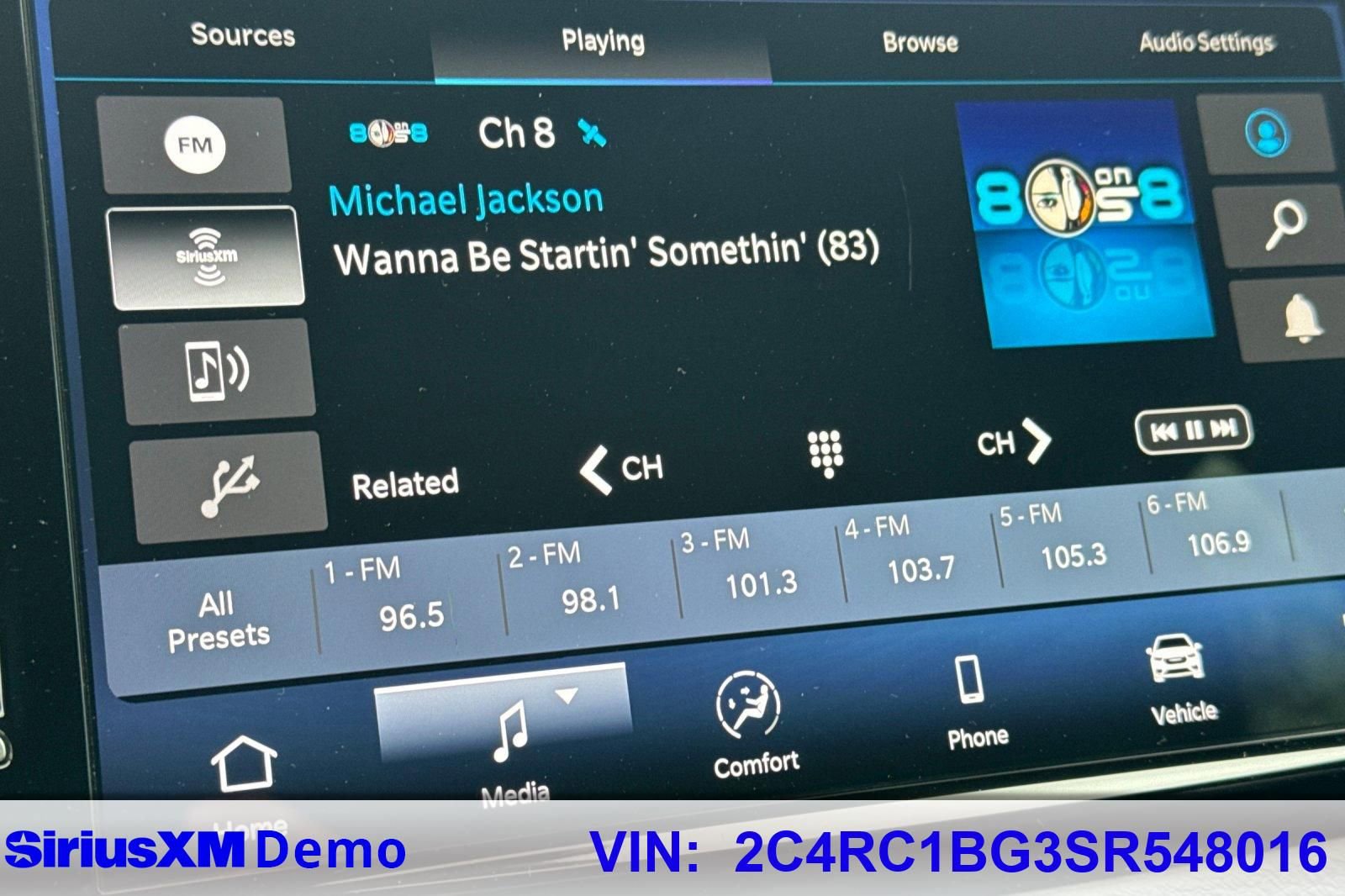 Used 2025 Chrysler Pacifica Select image 34