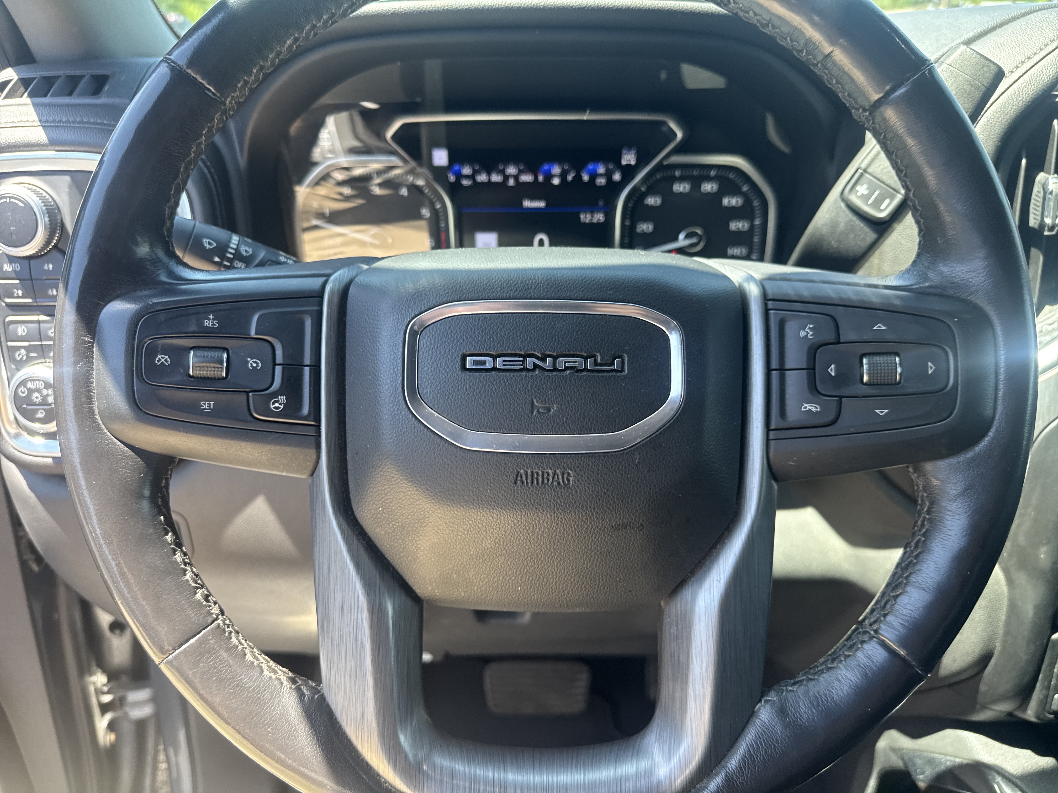 Used 2019 GMC Sierra 1500 Denali AWD/4WD image 12