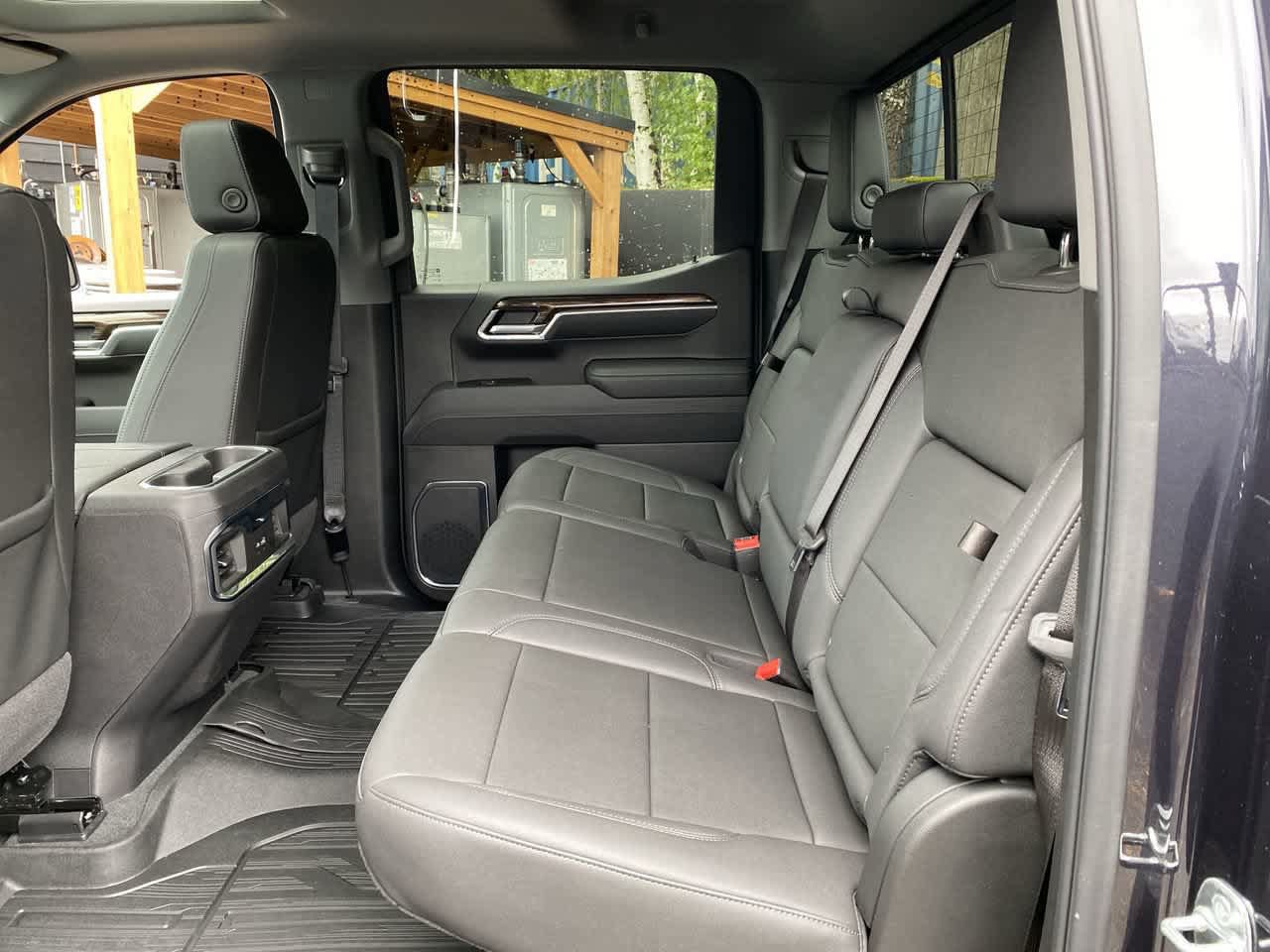Used 2025 GMC Sierra 1500 Elevation w/ Elevation Premium Package AWD/4WD image 15