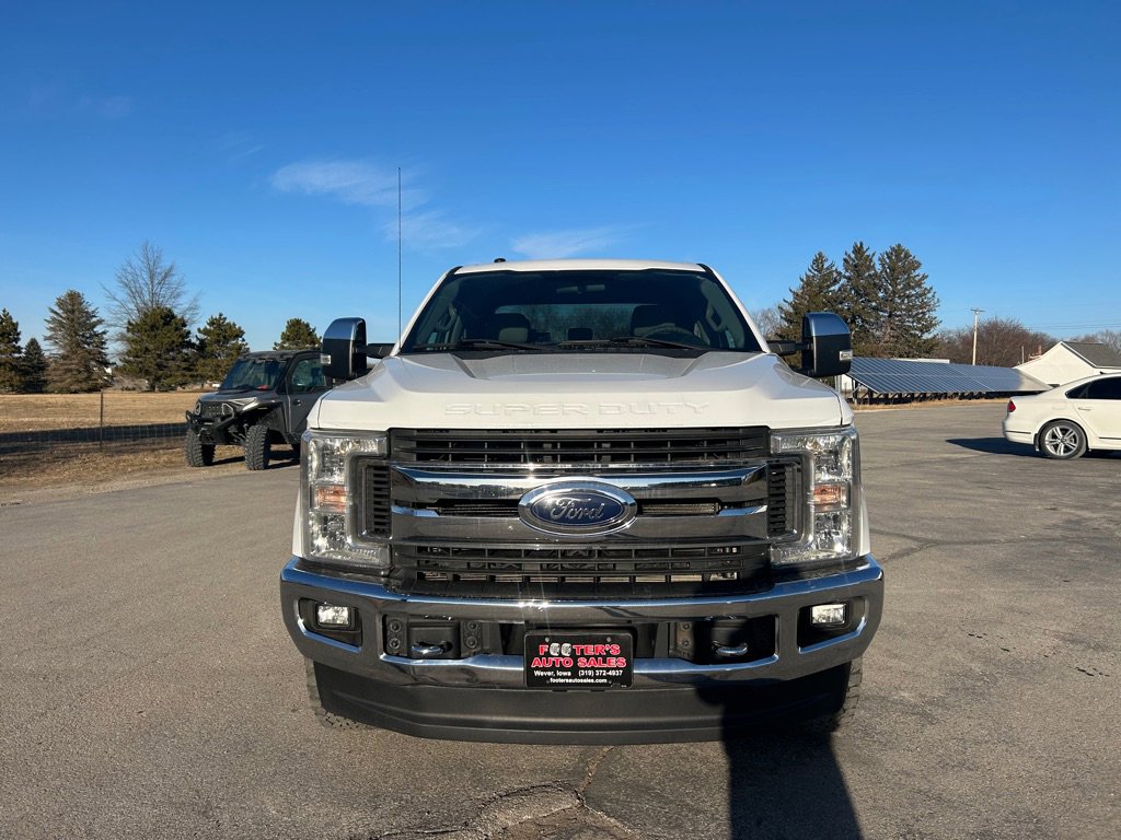 Used 2018 Ford F250 XLT w/ XLT Premium Package image 2