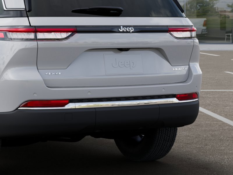 New 2025 Jeep Grand Cherokee Limited image 12