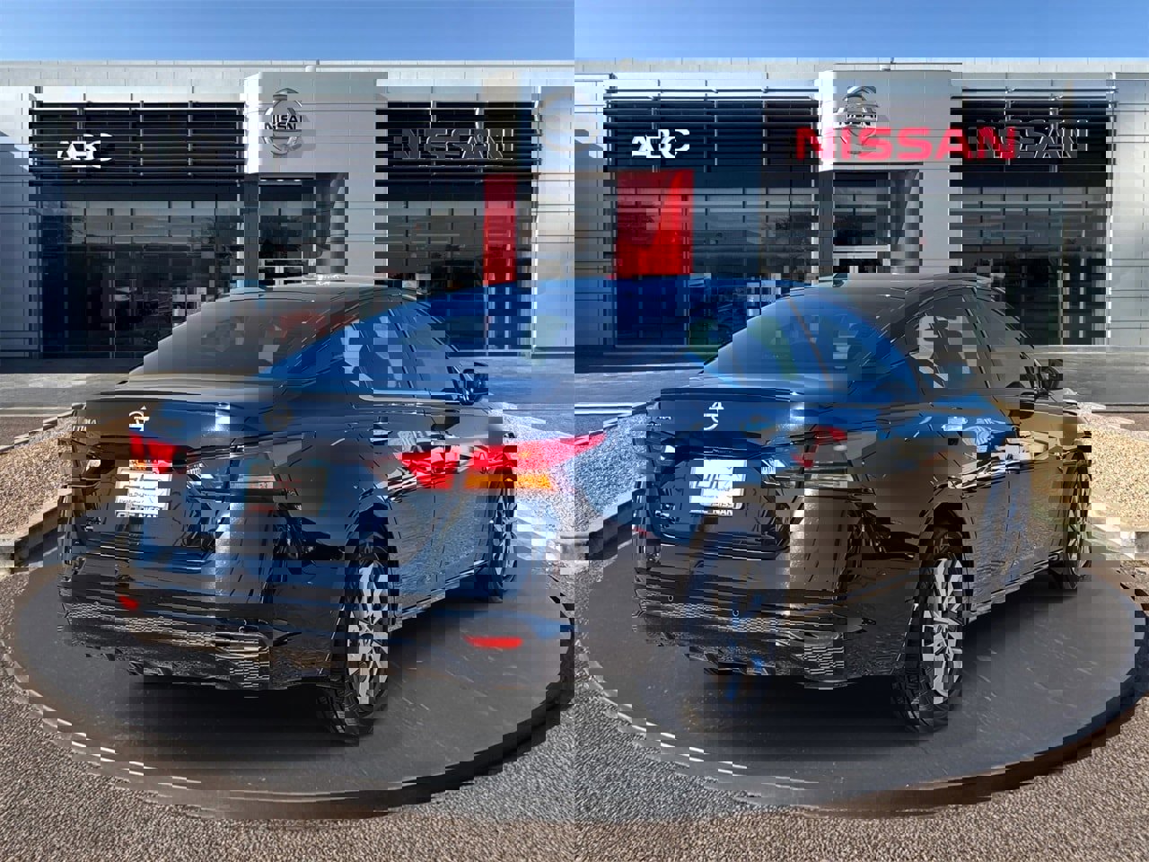 Used 2025 Nissan Altima 2.5 S image 5