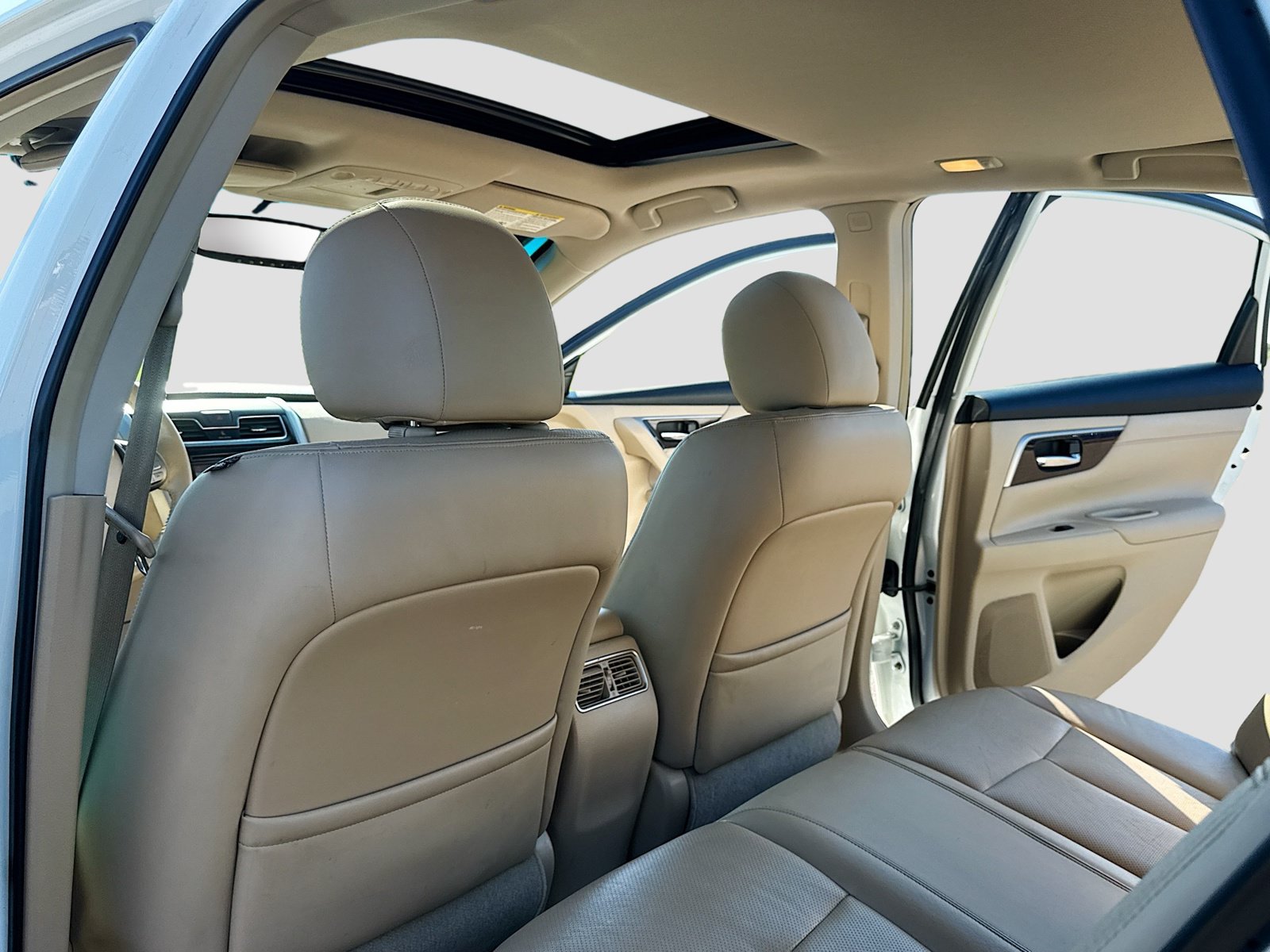 Used 2013 Nissan Altima 2.5 SL w/ Technology Pkg FWD image 20
