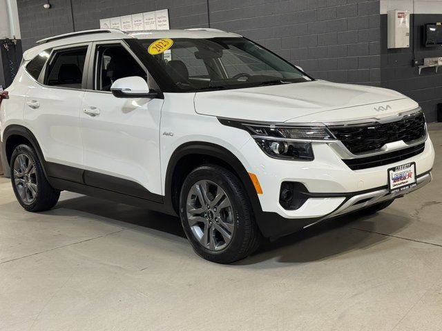 Used 2023 Kia Seltos S w/ Navigation Package image 19