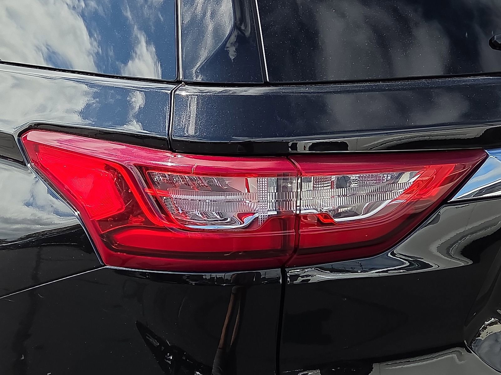 Used 2019 Chevrolet Traverse LT w/ LT Premium Package image 10