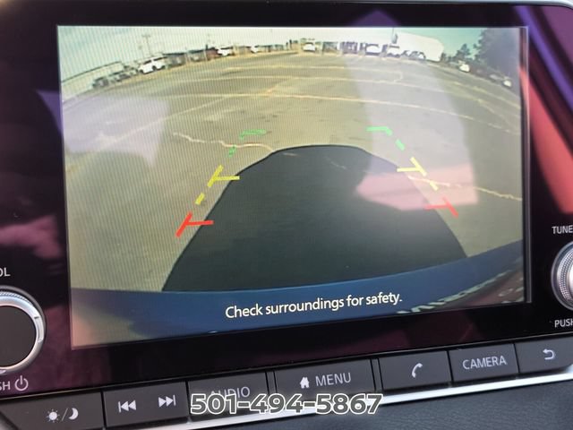 Used 2025 Nissan Sentra SR FWD image 18