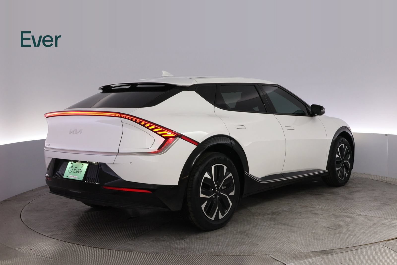Used 2024 Kia EV6 Wind RWD image 3