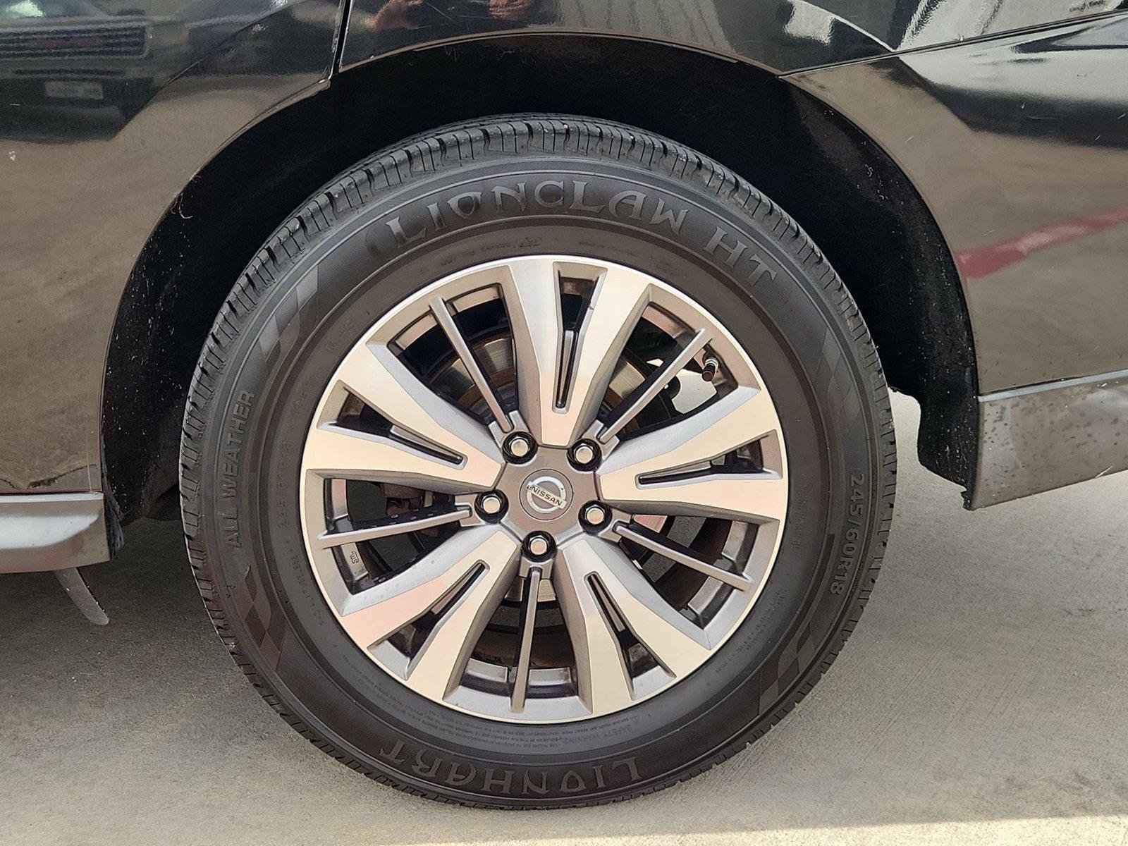 Used 2019 Nissan Pathfinder SV FWD image 31