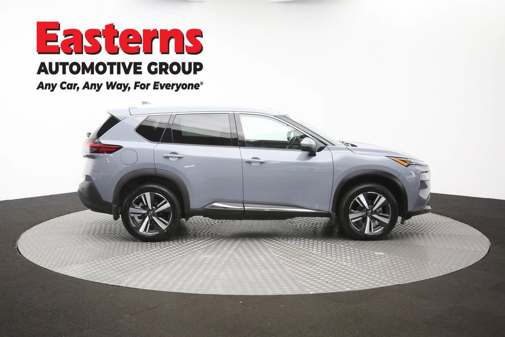 Used 2023 Nissan Rogue SL AWD/4WD image 45