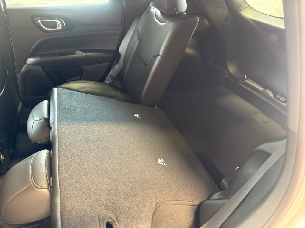 New 2026 Jeep Compass Latitude AWD/4WD image 31