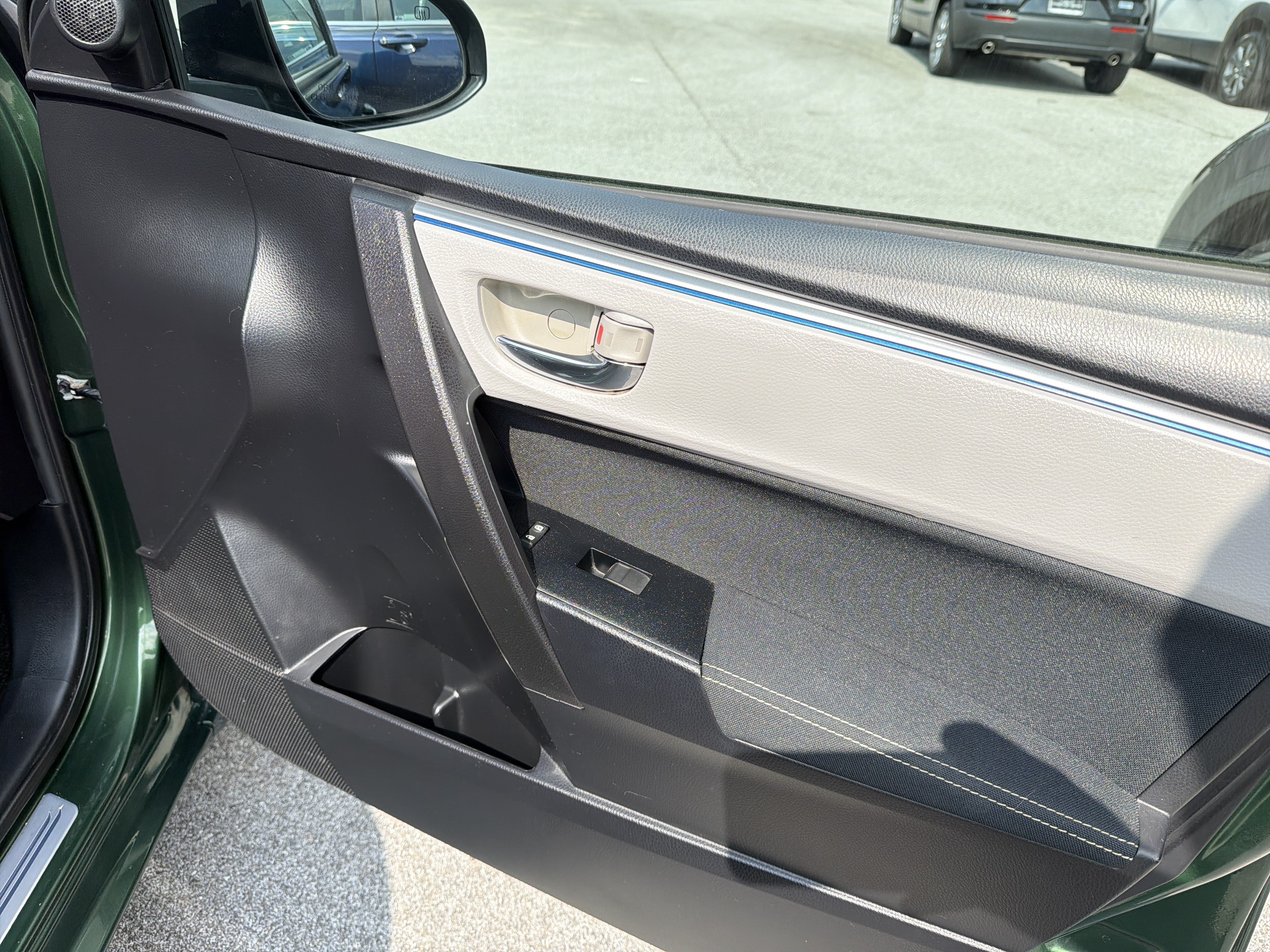 Used 2015 Toyota Corolla LE w/ Body Protection Package #1 FWD image 53
