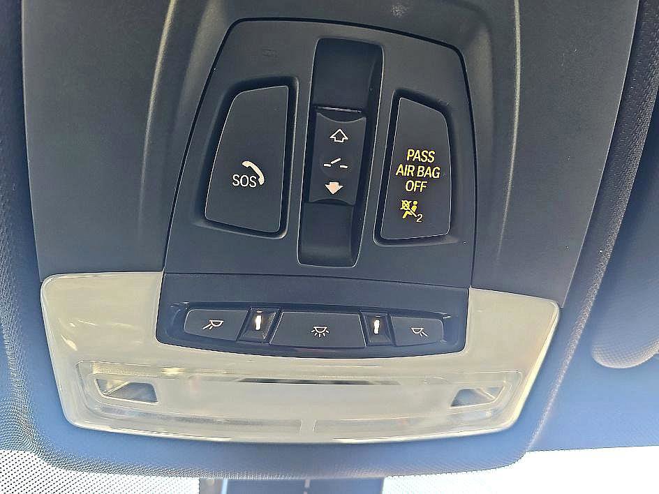 Used 2018 BMW 330i xDrive Sedan image 31