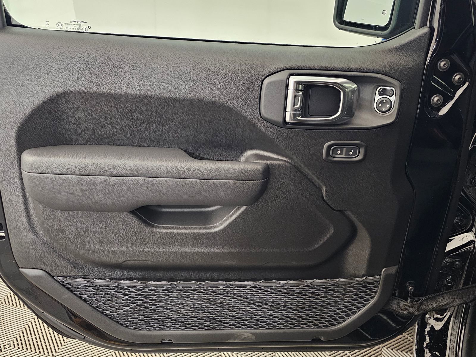 New 2025 Jeep Wrangler Sport S image 10