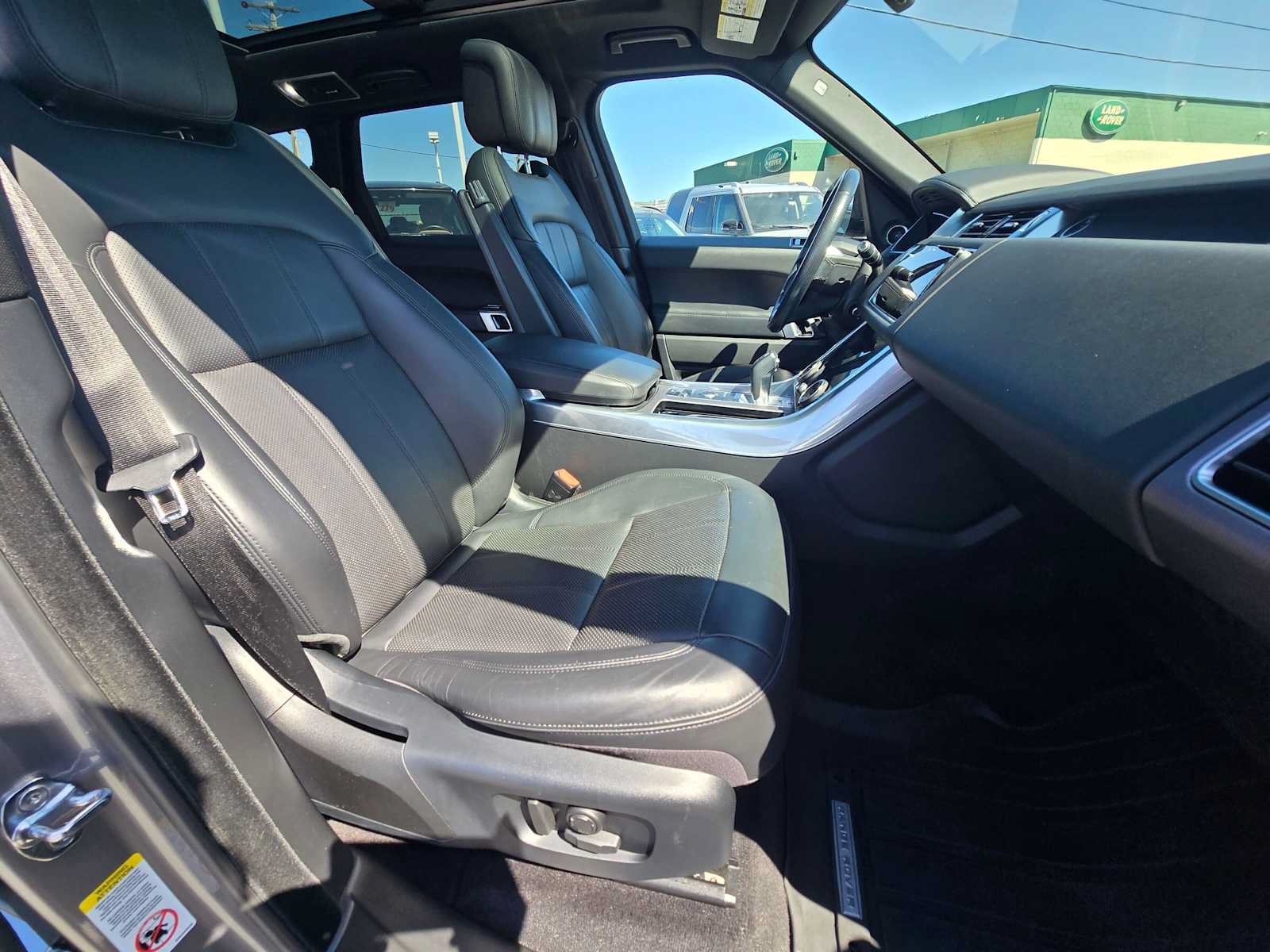 Used 2020 Land Rover Range Rover Sport HSE AWD/4WD image 10