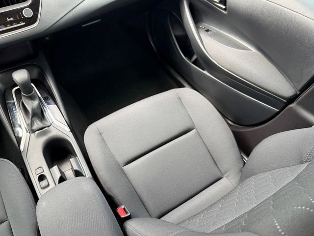 Used 2026 Toyota Corolla LE FWD image 22