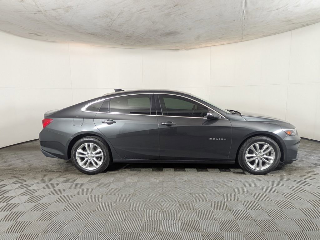 Used 2017 Chevrolet Malibu LT w/ Leather Package image 6
