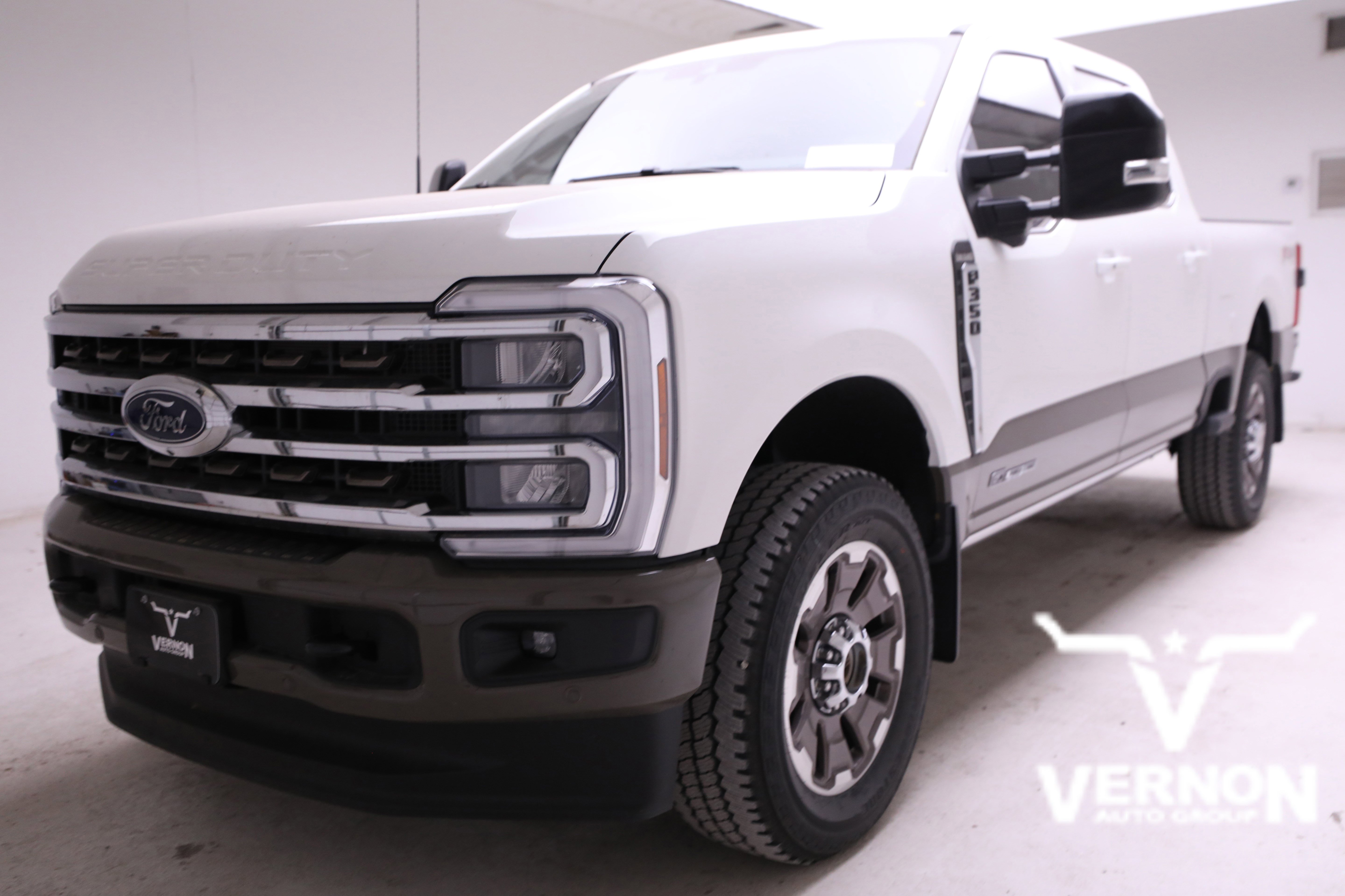 New 2026 Ford F350 King Ranch w/ FX4 Off-Road Package image 1