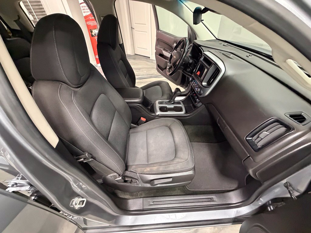 Used 2018 Chevrolet Colorado LT w/ LT Convenience Package AWD/4WD image 42