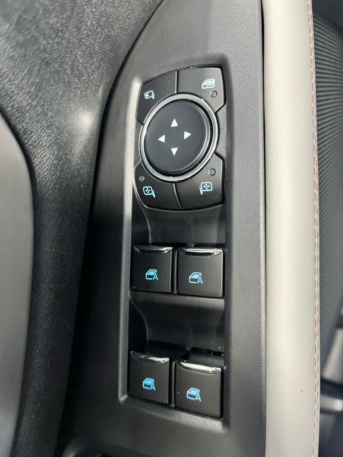 Certified 2025 Ford Expedition Active AWD/4WD image 22