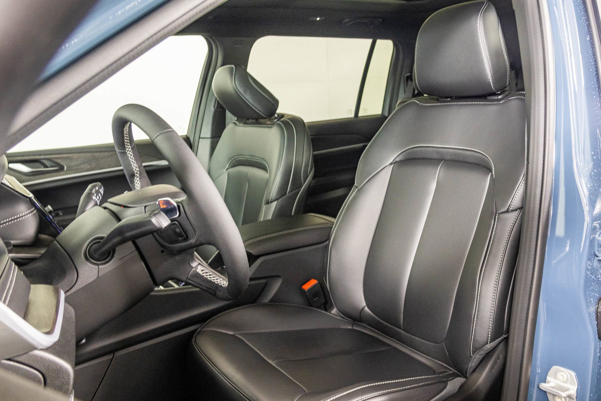 New 2026 Jeep Grand Cherokee L Limited AWD/4WD image 21