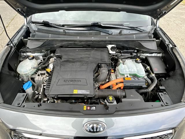 Used 2017 Kia Niro Touring image 31