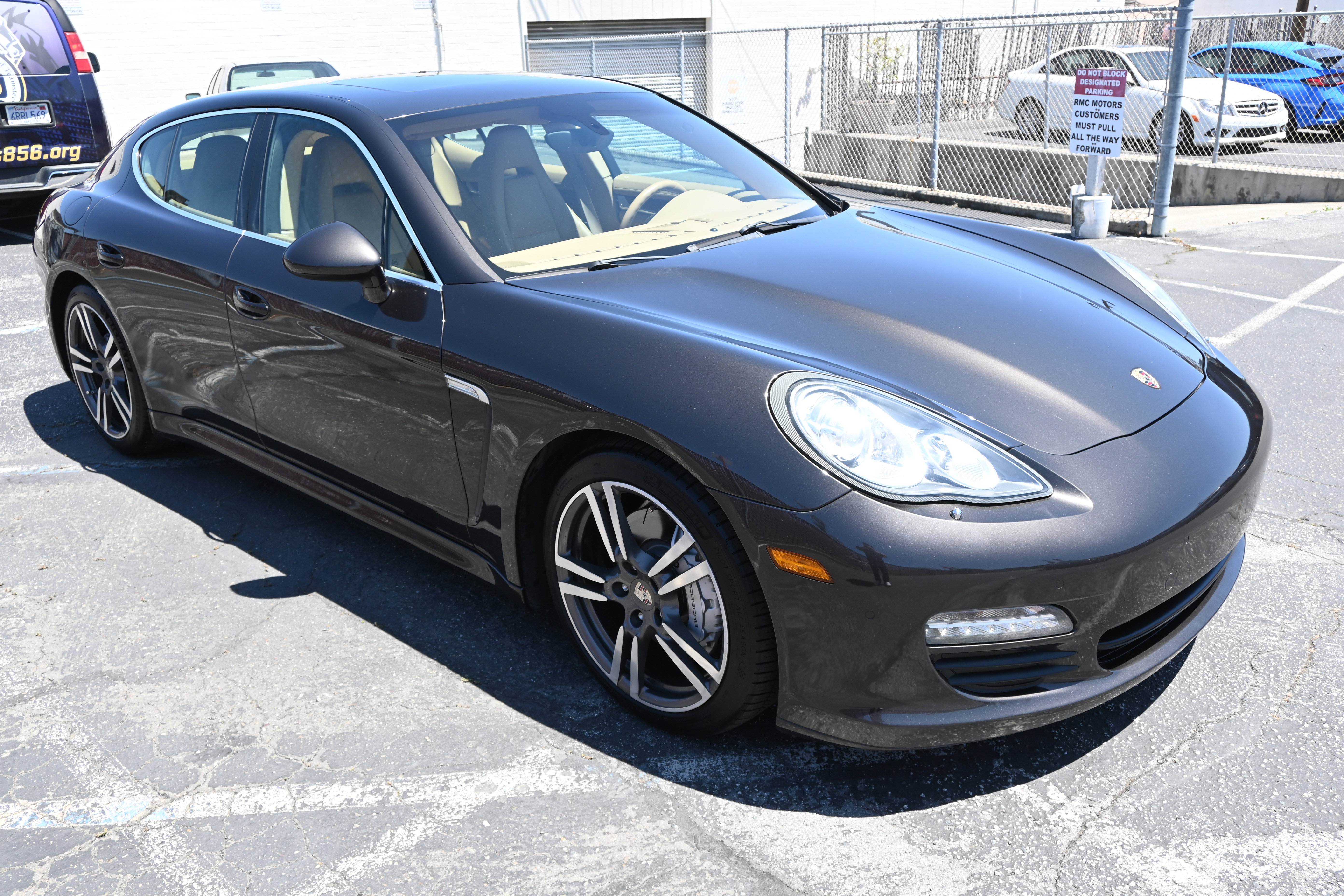 Used 2011 Porsche Panamera S RWD image 18