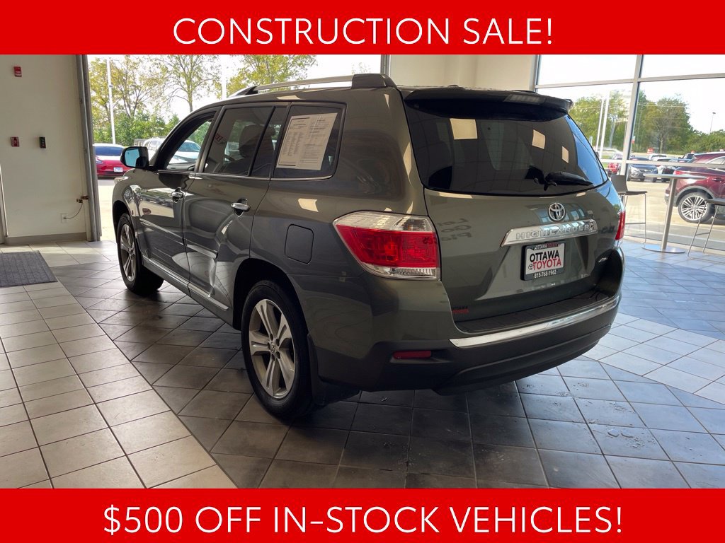 Used 2012 Toyota Highlander Limited w/ Tow Pkg AWD/4WD image 8