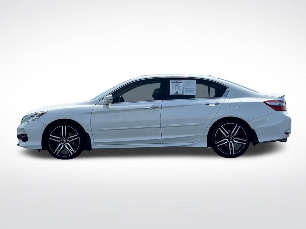 Used 2016 Honda Accord Touring image 9