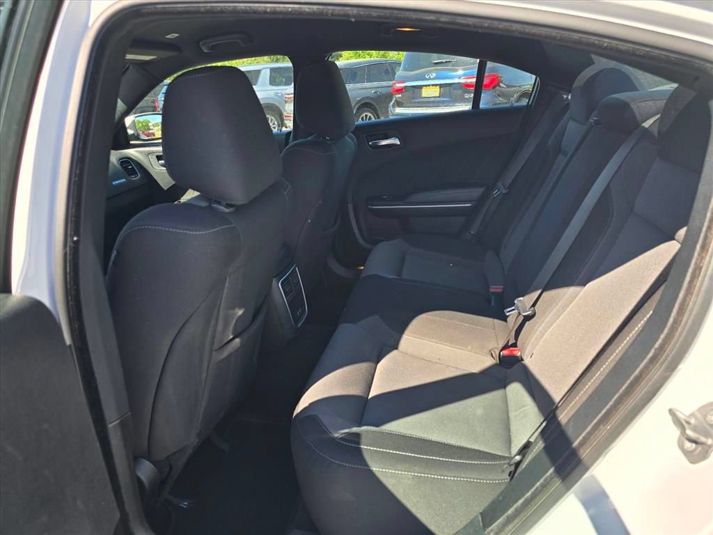 Used 2022 Dodge Charger SXT RWD image 12