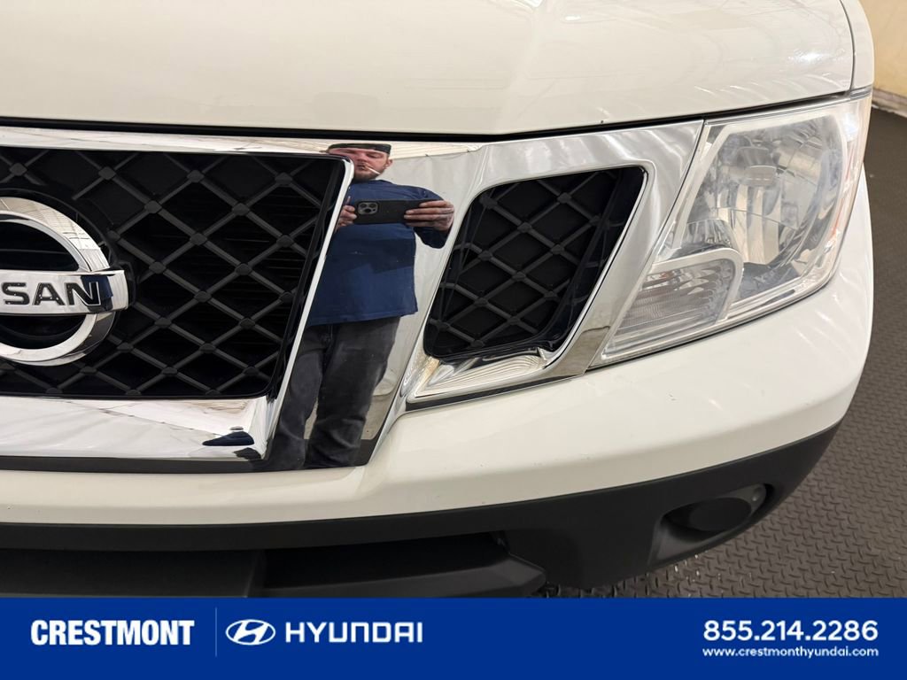 Used 2018 Nissan Frontier S image 8