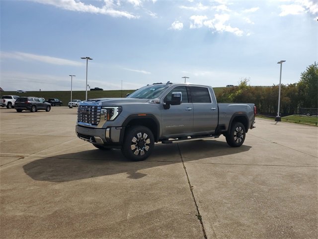 New 2026 GMC Sierra 2500 Denali w/ Denali Reserve Package image 3