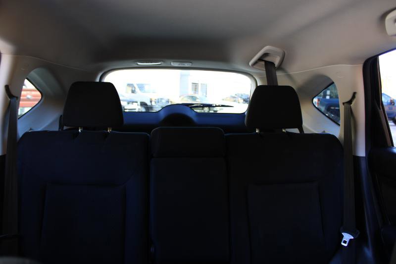 Used 2015 Honda CR-V LX image 33