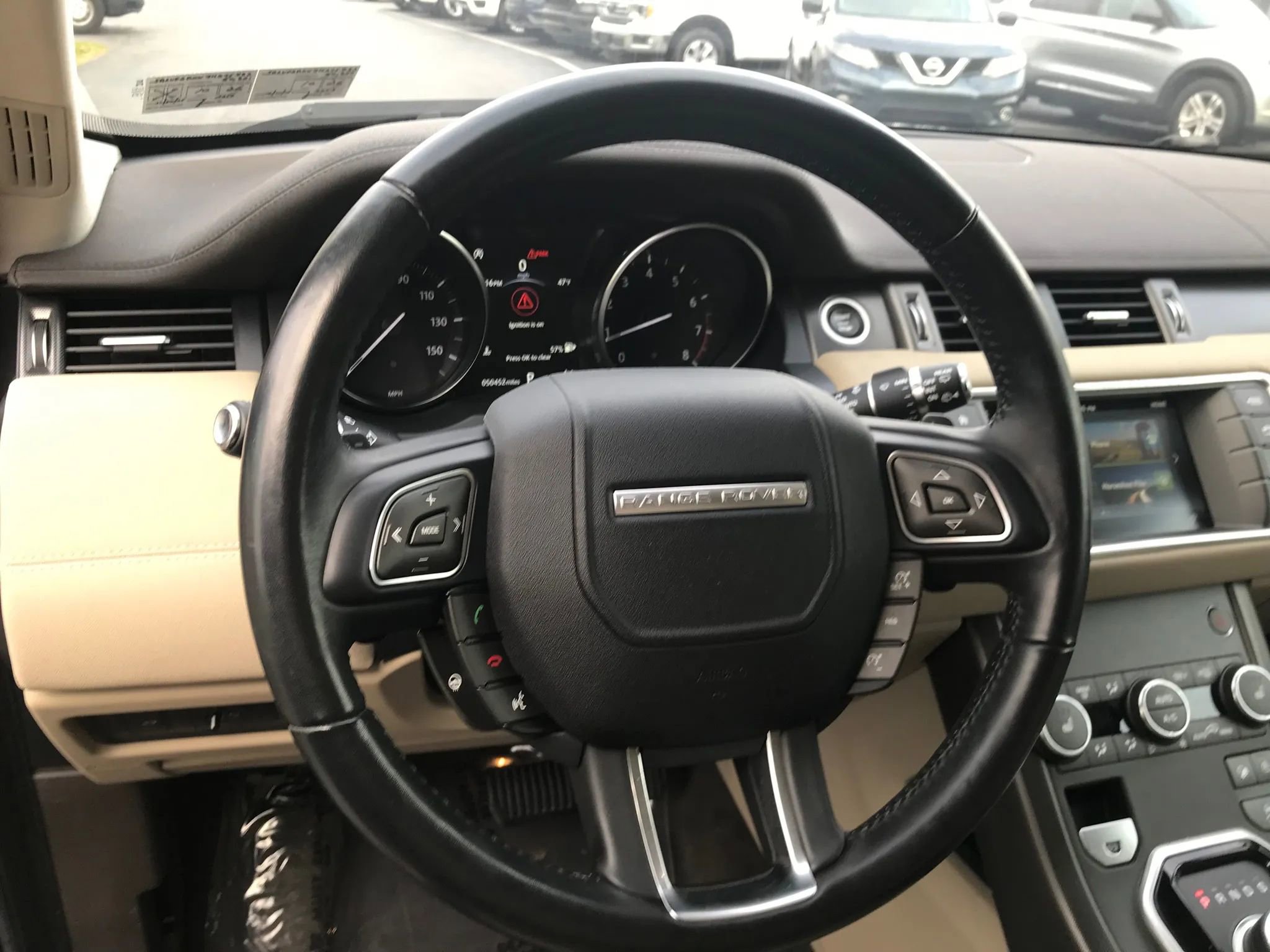Used 2018 Land Rover Range Rover Evoque image 16