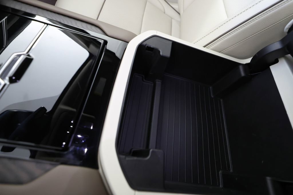 Used 2026 GMC Yukon Denali image 40