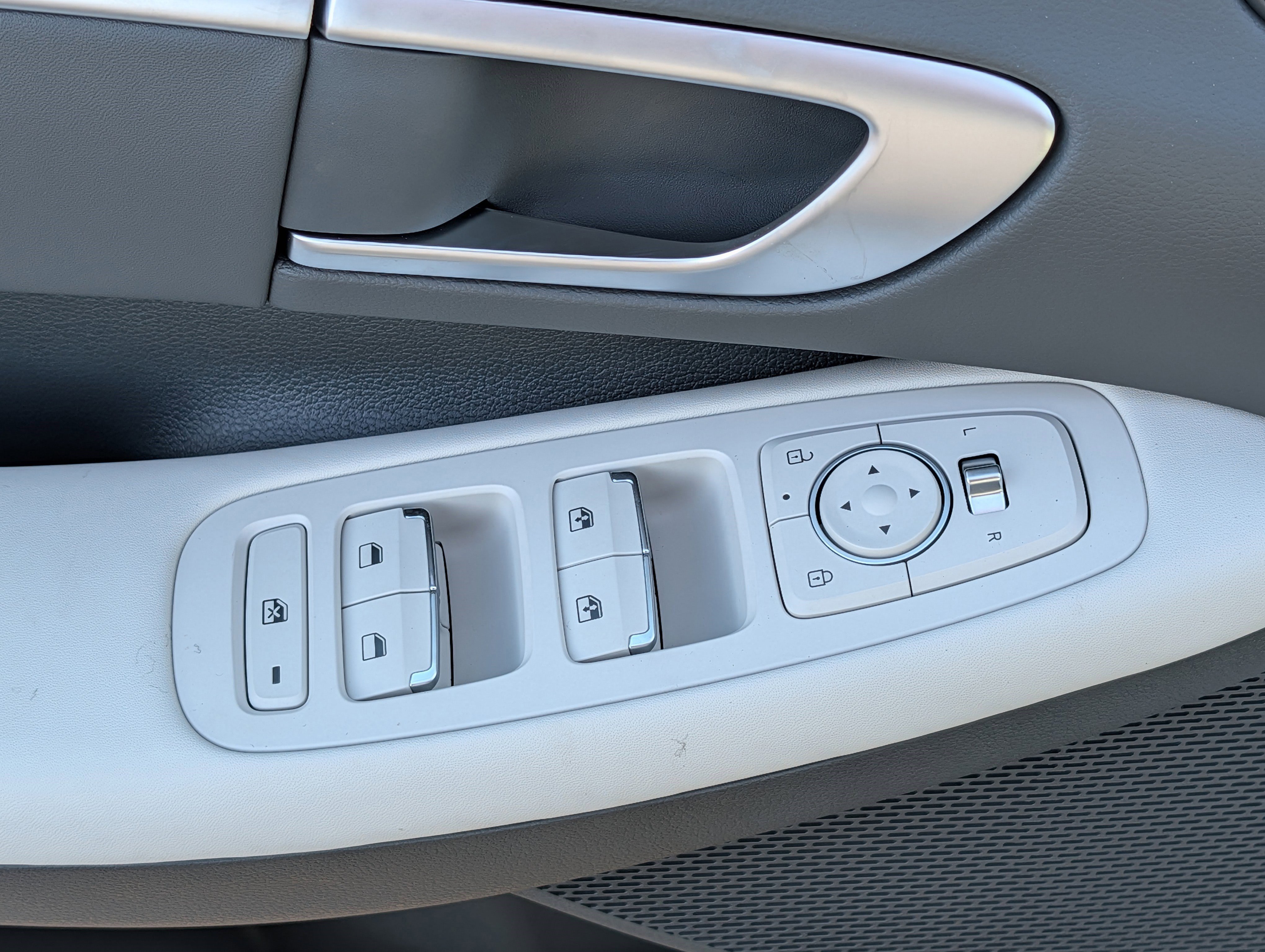 New 2026 Hyundai Sonata SEL image 6