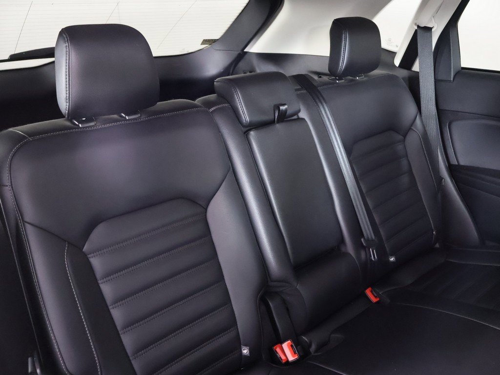 Used 2024 Ford Edge SEL image 31