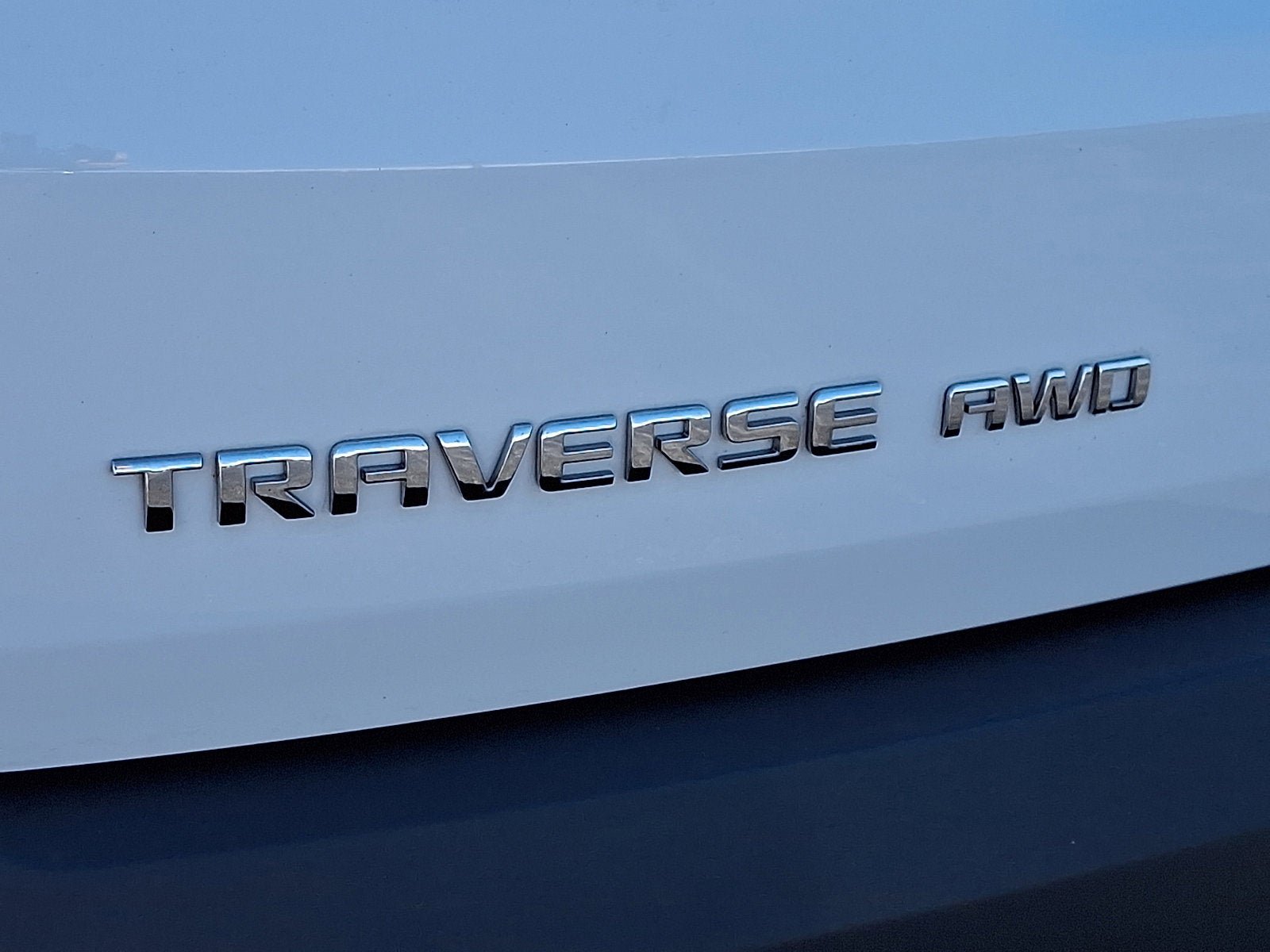 Used 2023 Chevrolet Traverse LT AWD/4WD image 32