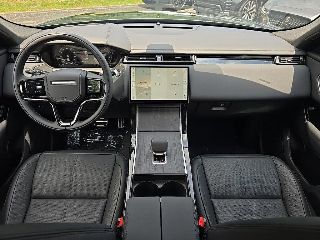 New 2026 Land Rover Range Rover Velar Dynamic SE image 9