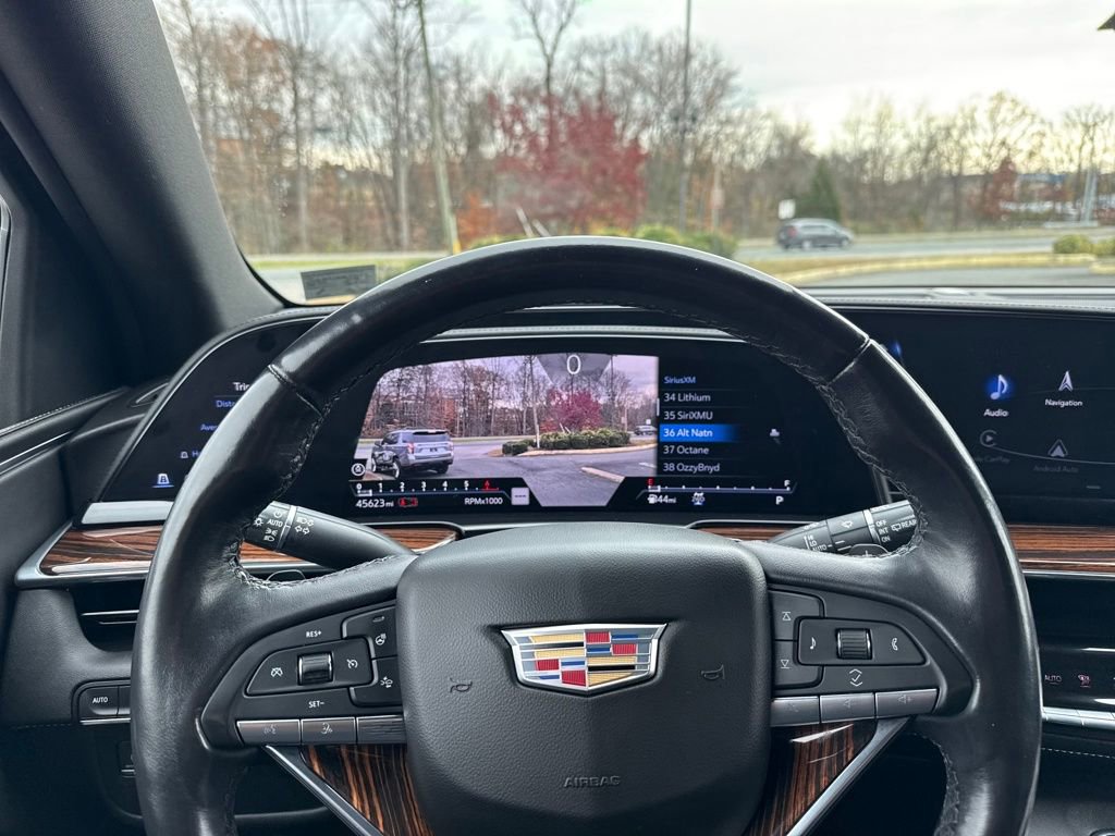 Certified 2022 Cadillac Escalade ESV Premium Luxury image 17