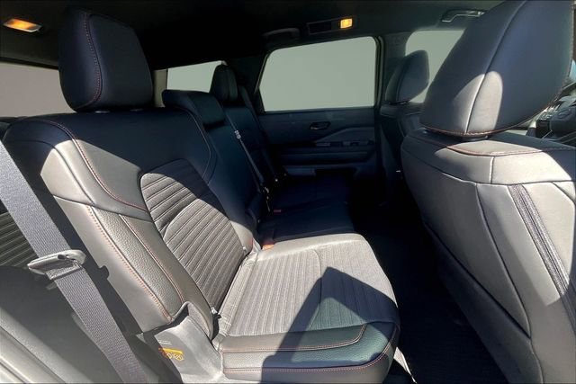 New 2026 Nissan Pathfinder Rock Creek image 10