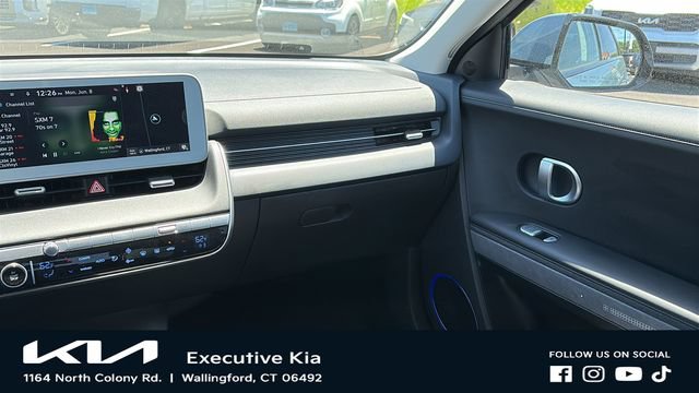 Used 2024 Hyundai Ioniq 5 Limited AWD/4WD image 27