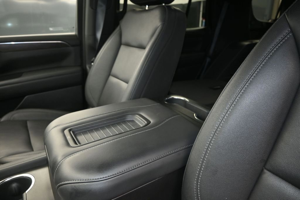 Used 2024 Chevrolet Tahoe Z71 w/ Luxury Package AWD/4WD image 14