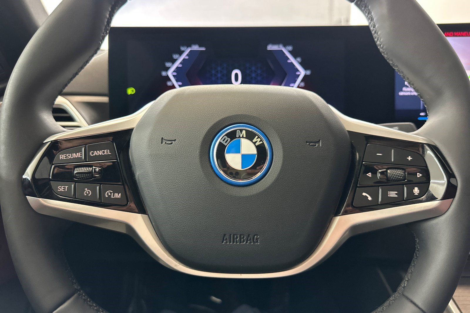 Used 2025 BMW i4 eDrive40 RWD image 17
