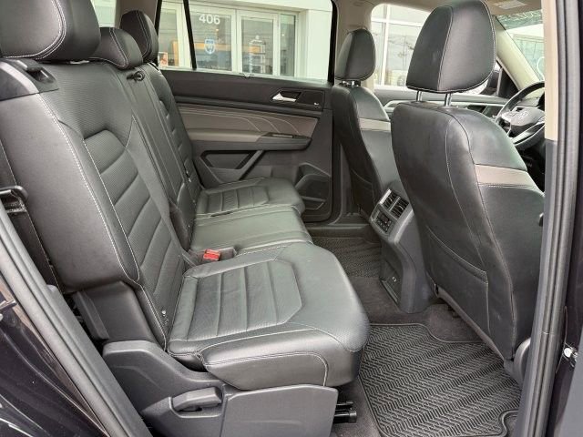 Used 2022 Volkswagen Atlas SEL Premium image 20