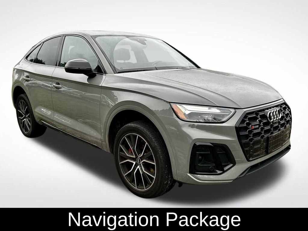 Used 2022 Audi SQ5 Premium Plus w/ Premium Plus Package image 3